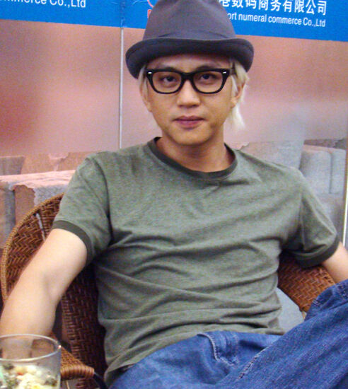 邓超长<em>白头发</em>_邓超<em>为什么有白头发</em>_邓超<em>有很</em>