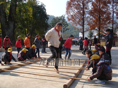 ͯ ߲⡱崺ƻ˫Сѧٳ